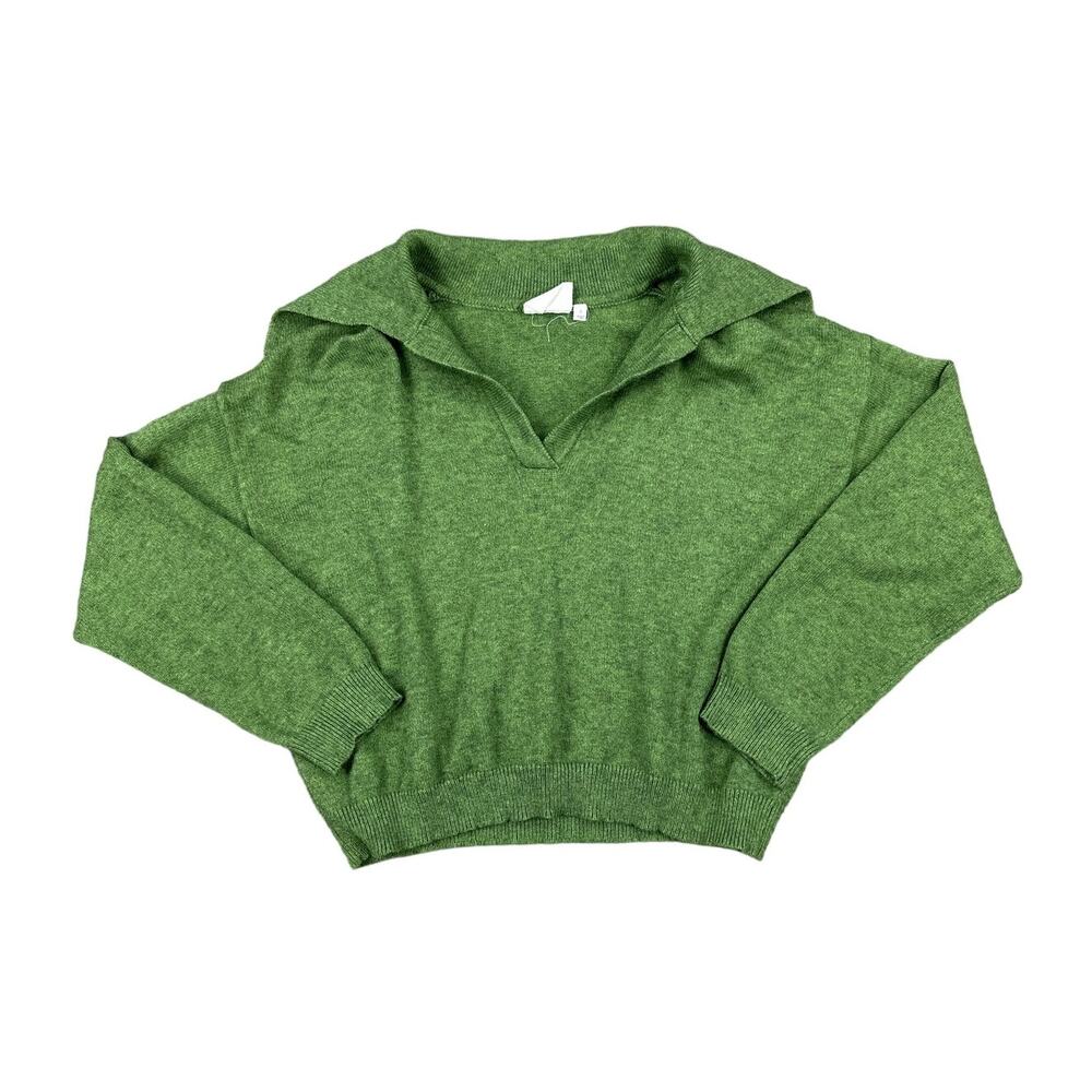 NIA - Frankie Sweater with Open Neck Collar  in Green